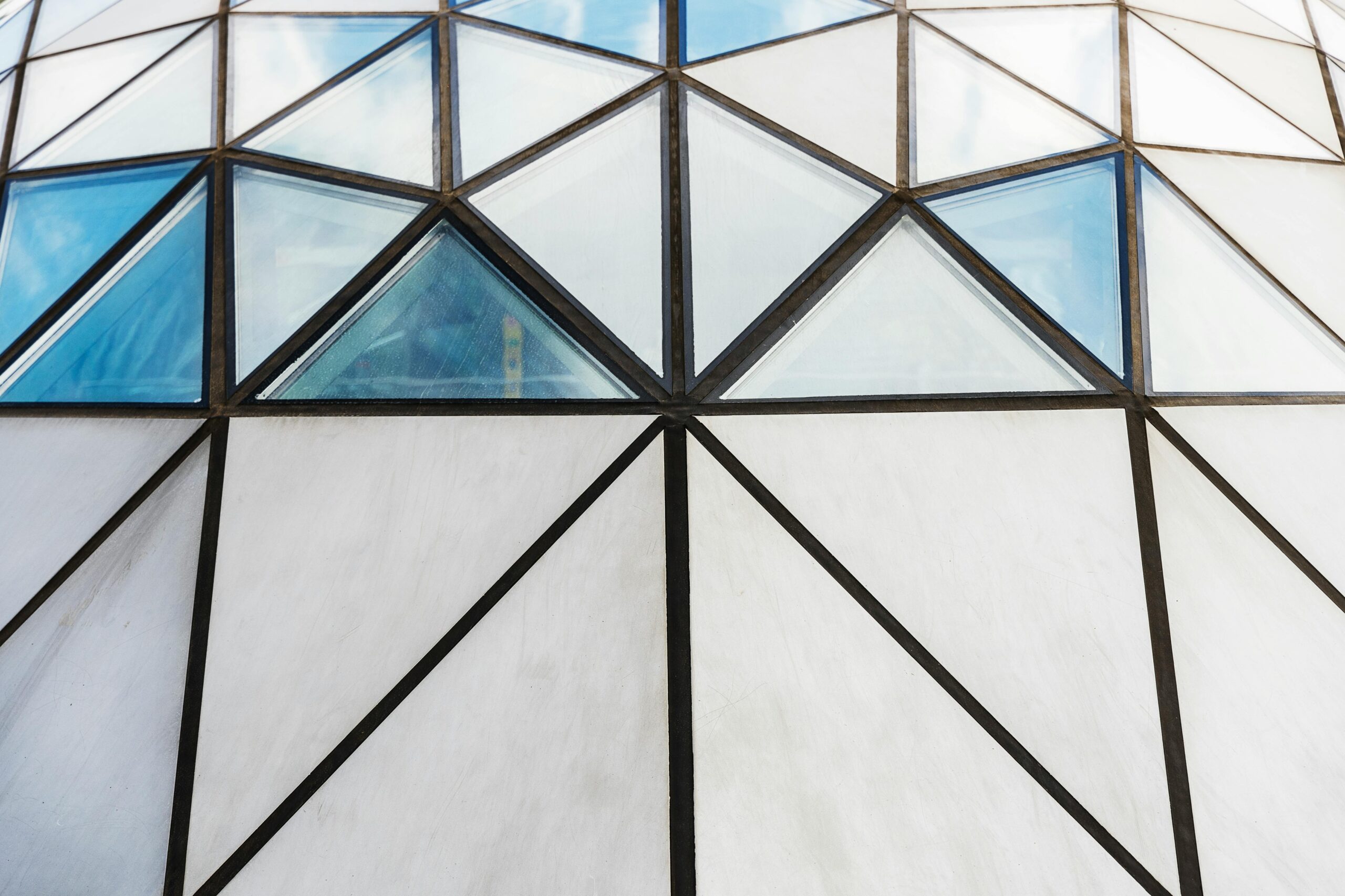 Lei de Licitações e Contratos Públicos no Brasil: guia rápido para empresas estrangeiras 